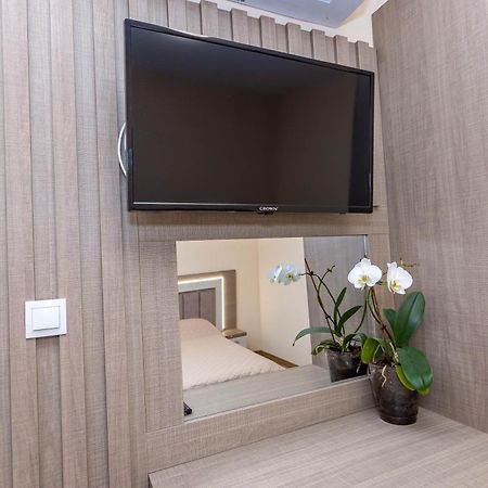 Family Hotel Ambrozia Сандански Экстерьер фото